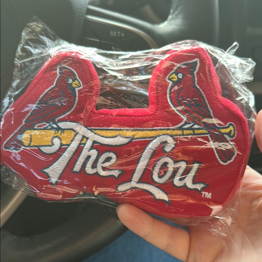 Red Cardinals 'The Lou' dog toy
